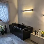 بيت خشبي La Via Del Sale Holidays دومودوسولا