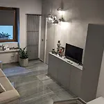 بيت خشبي La Via Del Sale Holidays *