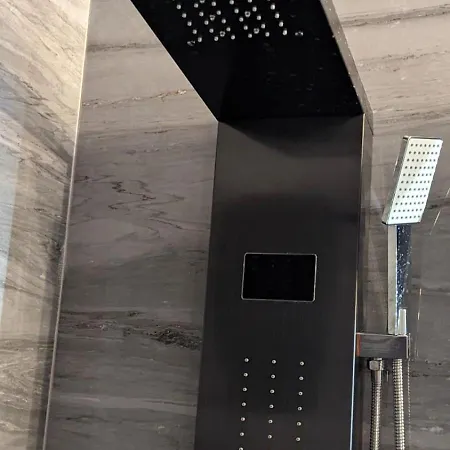 Деревянный коттедж La Via Del Sale Holidays *