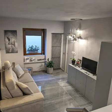 Alojamento de Turismo Selvagem La Via Del Sale Holidays Domodossola